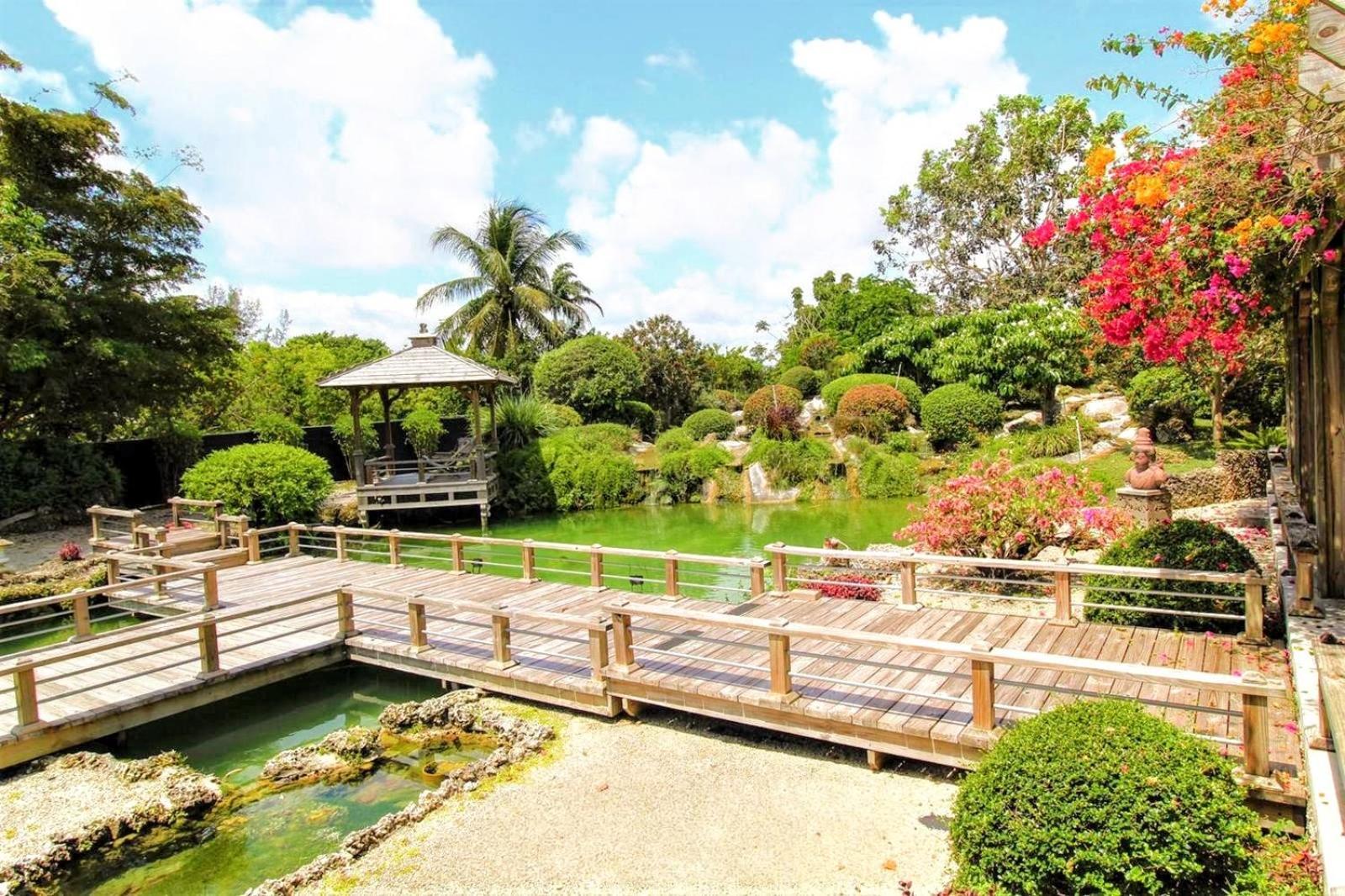 マイアミ Magical Wonderkoi House In A Japanese Koi Gardenヴィラ エクステリア 写真